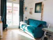 Cozy & Air-conditioned 2-room apartment, Close toAmenities