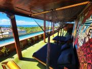 Studio steps from the beach & 5th Avenue