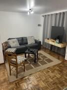 Entire house b Universitario