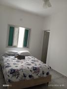 Casa Familiar Espaçosa,Churrasqueira e Garagem