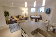 NEW On the Park 2 bed Apt Walk to Capitol and Parking