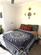 24 FREE Parking & Easy Perth Ferry Access