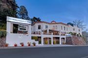 8fold-Pinecrest By LaRiSa, Bhimtal
