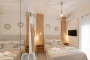Diogenis Deluxe Apartment