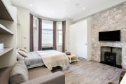 First floor- studio 5 min walk to West Hampstead.