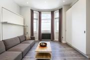 First floor- studio 5 min walk to West Hampstead.