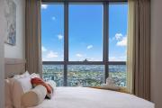 Luxury 50th Floor 2BR at Queens Wharf with Parking