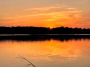 Modern Couples Retreat , Lakefront, Private Dock