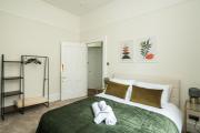 Elegant 1BD Flat with Victorian Charm