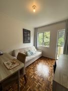 Apartamento com AR, proximo a roda gigante com lazer