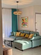 La Marquise - Seaside Serenity