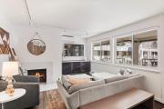 Silverglo 301, Top-Floor Condo - Fireplace AC Pool Walk to Aspen Mountain