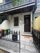 Stylish 3-bedroom terrace in Pyrmont