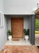 Sheffield Beach Sunrise Villa