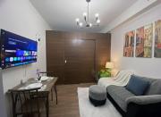 Modern 1BR Condo in Makati Netflix WiFi 18