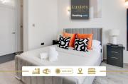 Chic & Gorgeous Studio By Luxiety Stays Short Lets & Serviced Accommodation Southend on sea With Free WiFi, Nr High St