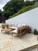 Beautiful Coastal retreat with beach and large garden