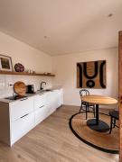 The Spot - Beach Apartment close to town