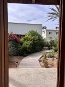 The Spot - Beach Apartment close to town