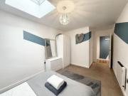 #91 King Chambers 1 Bed Apartment