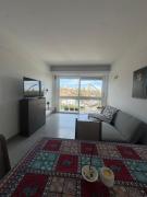 Departamento luminoso en zona guemes a pasos del mar