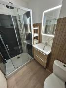 Studio climatisé avec jardin et plage à 250m