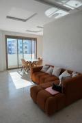 Large, very sunny studio apartment BD Anoual Maarif Casablanca