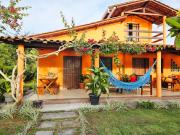 Casa Praia Pé nAreia 15m praia varandão, air tv wifi