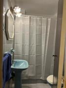 Departamento 2 ambientes, cerca del Shopping Aldrey y calle Guemes