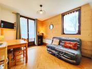 Appartement Lélex - pied des pistes - vue montagne