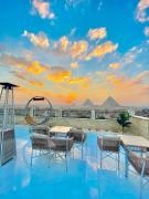 Hotel Hayden Pyramids View