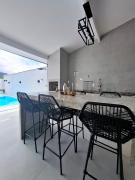 Casa com piscina a 5 mint do Centro