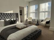 Seaside 5 min from beach ensuite room parking