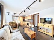 Chalet rénové 6 pers, proche pistes, parking inclus - FR-1-267-333