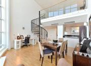Luxury canary wharf penthouse
