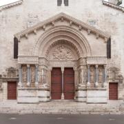 Extraordinaire face aux Arènes