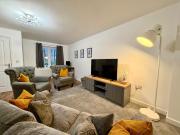 Cosy 4-Bed Buckshaw Village - Parking - Pets