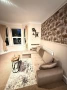 The Coral Stay By Cambridge Central Station