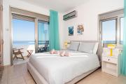 Stunning Mackenzie Sea Views Beach Flat,1 Bedroom