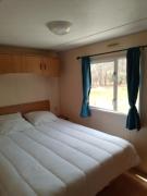 jolie bungalow 2 pas du lac