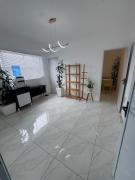 Quarto sem Cama só colchão, Ar Condicionado, Wi-Fi, Banheiro