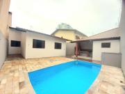 Casa confortável na quadra da praia em Itanhaém