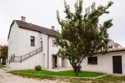 Villa Szent Imre - Private Rooms