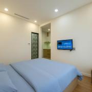 KINDNEST Cosy & Luxury Apartment, 5 Minutes to Tan Son Nhat Airport, Central Location