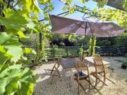 Le Pont Bas bord de rivière proche Puy du Fou