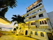 The Lake Haveli