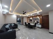 Stylish Luxury Apartment, Modern & Prime Location
