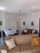 Sweet Home Carmelina