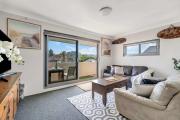 Bondi Beach Breeze - New Listing with parking