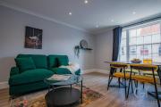 Guest Stays - Bridge Street Apartment